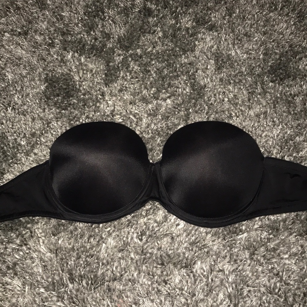 Black Strapless Push-up bra